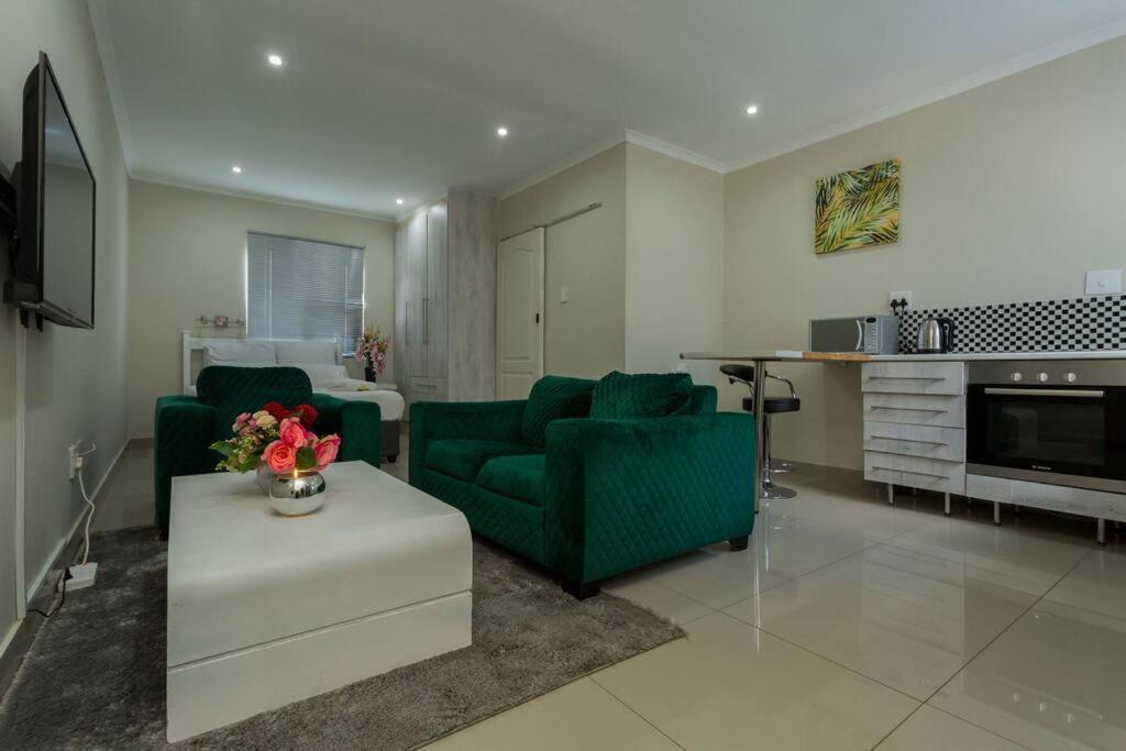 Apartment Little Paradise Spacious -3min 2n1-20/mbswifi