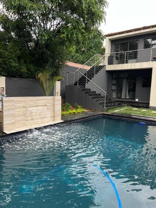 31 On Forest Road * Johannesburg