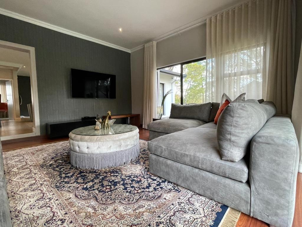 Guest house Six On Wilge Johannesburg