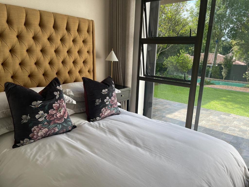 Guest house Six On Wilge
