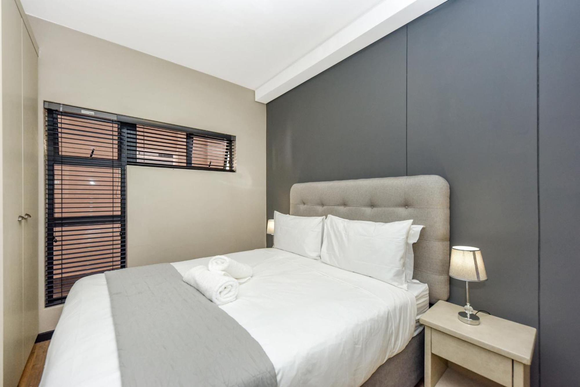 Apartment Easy - The Vantage Rosebank Johannesburg