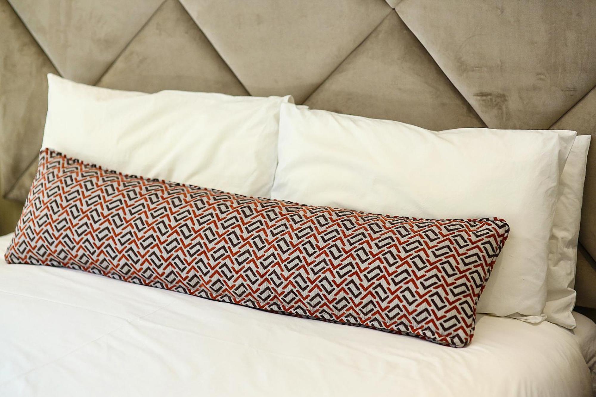 Melrose Arch Luxury - With Generator Johannesburg