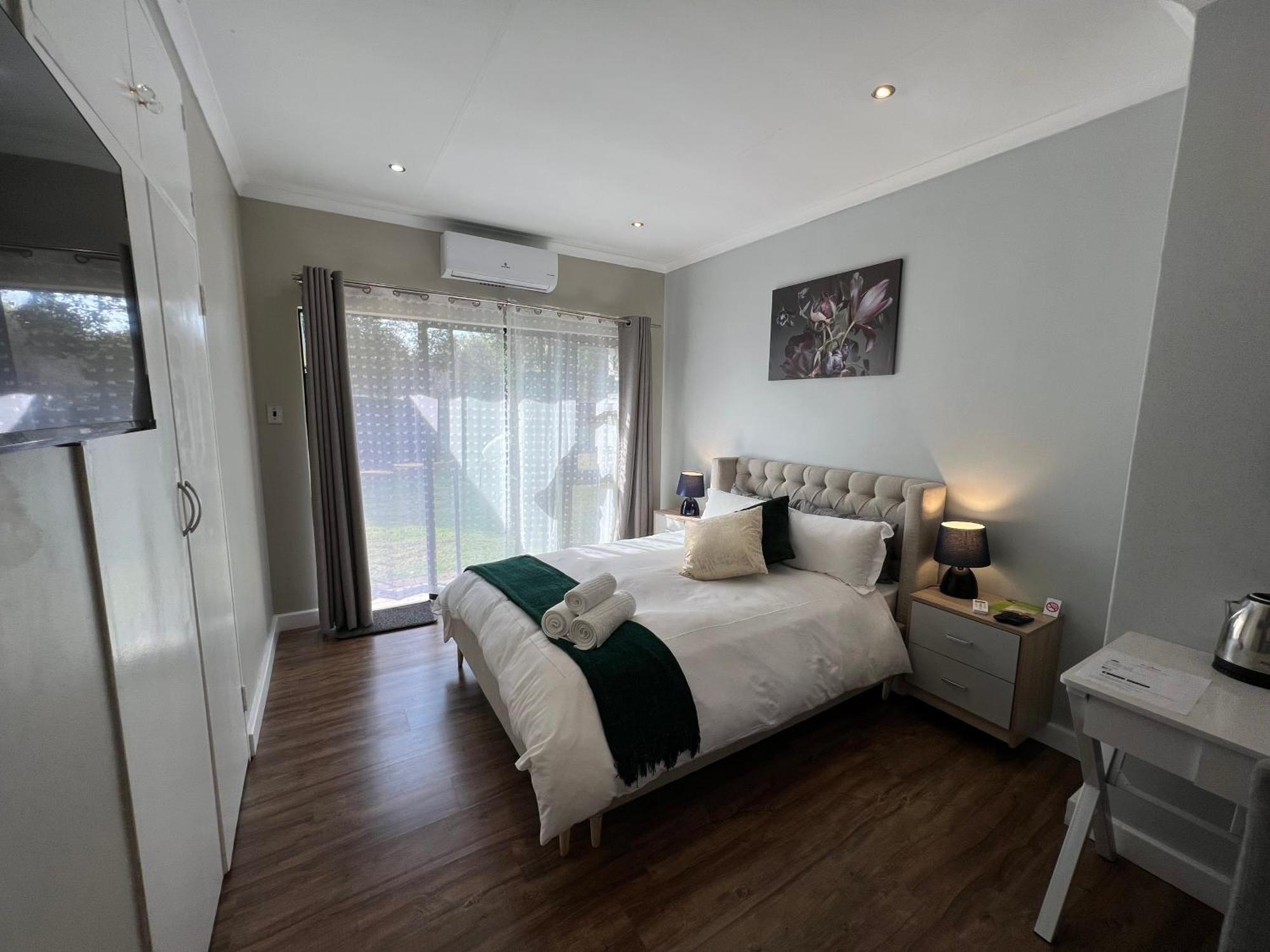 Le'ciara Luxury Hotel