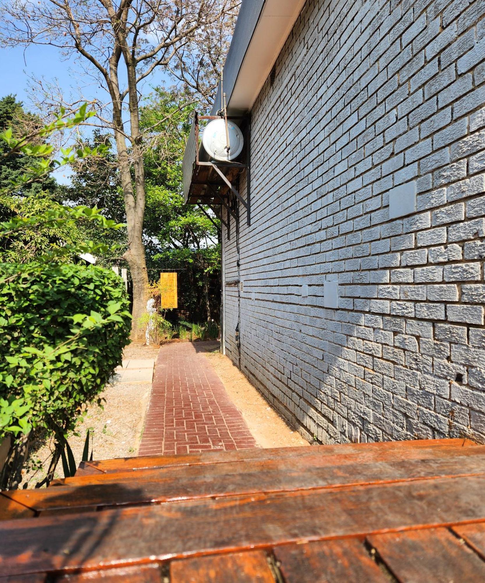 Guest house Fm Guest Comfort, Tranquility & Peace Of Mind