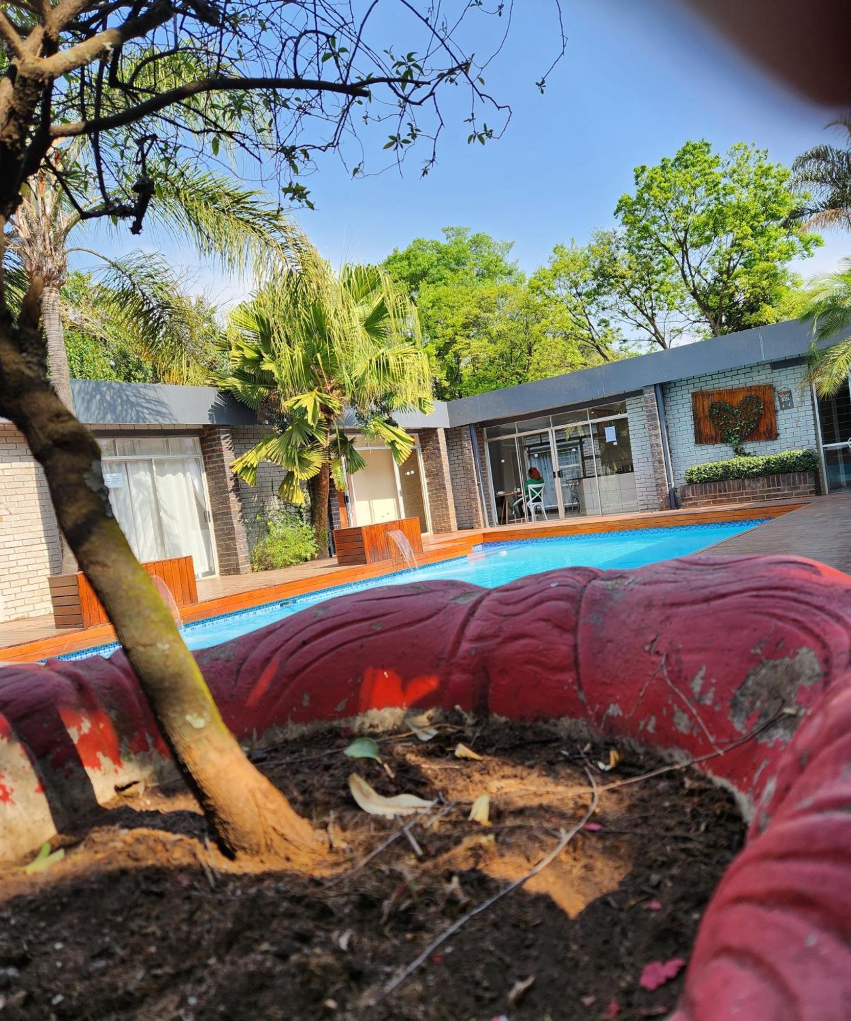 Fm Guest Comfort, Tranquility & Peace Of Mind * Johannesburg