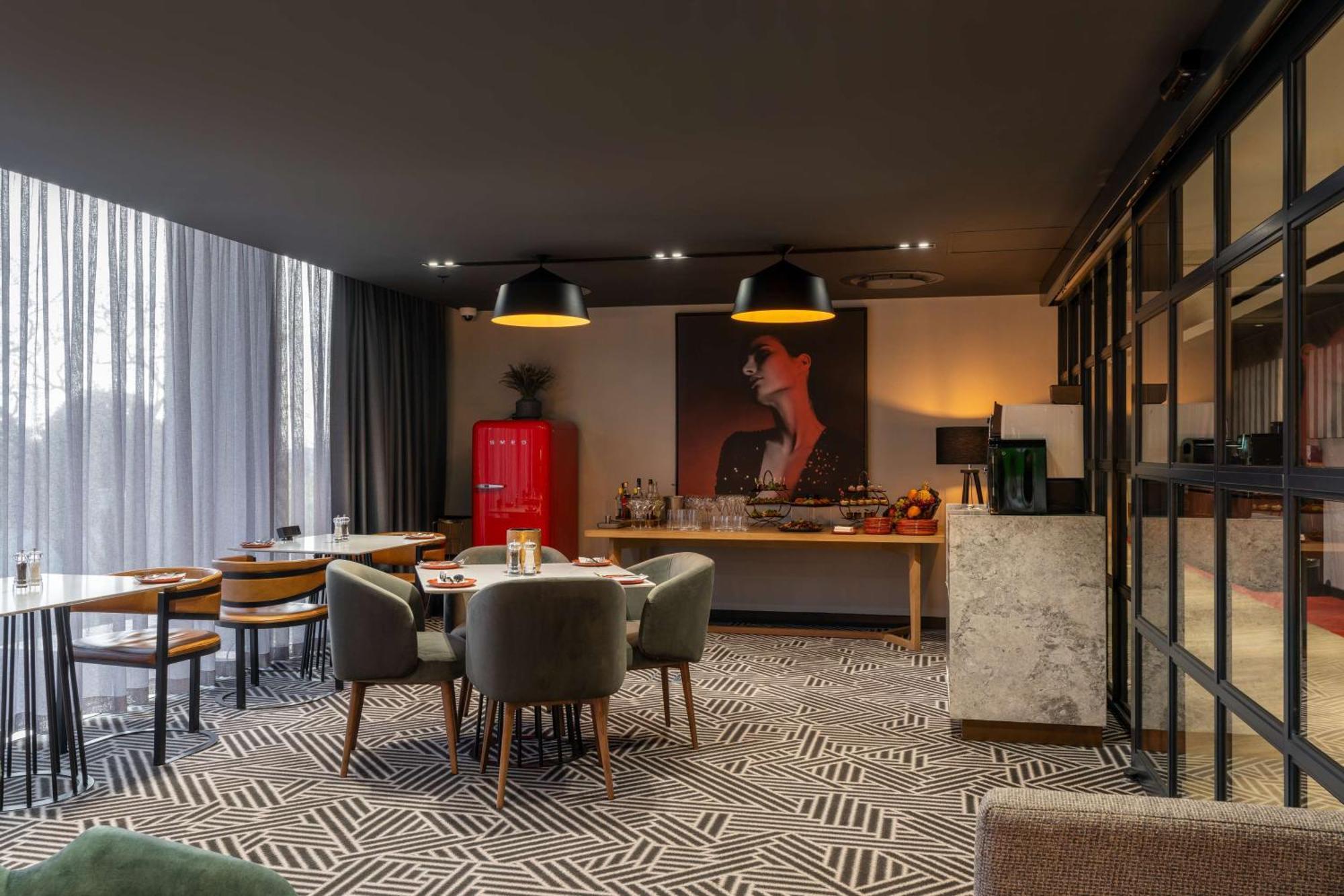 Radisson Red Rosebank Hotel Joanesburgo