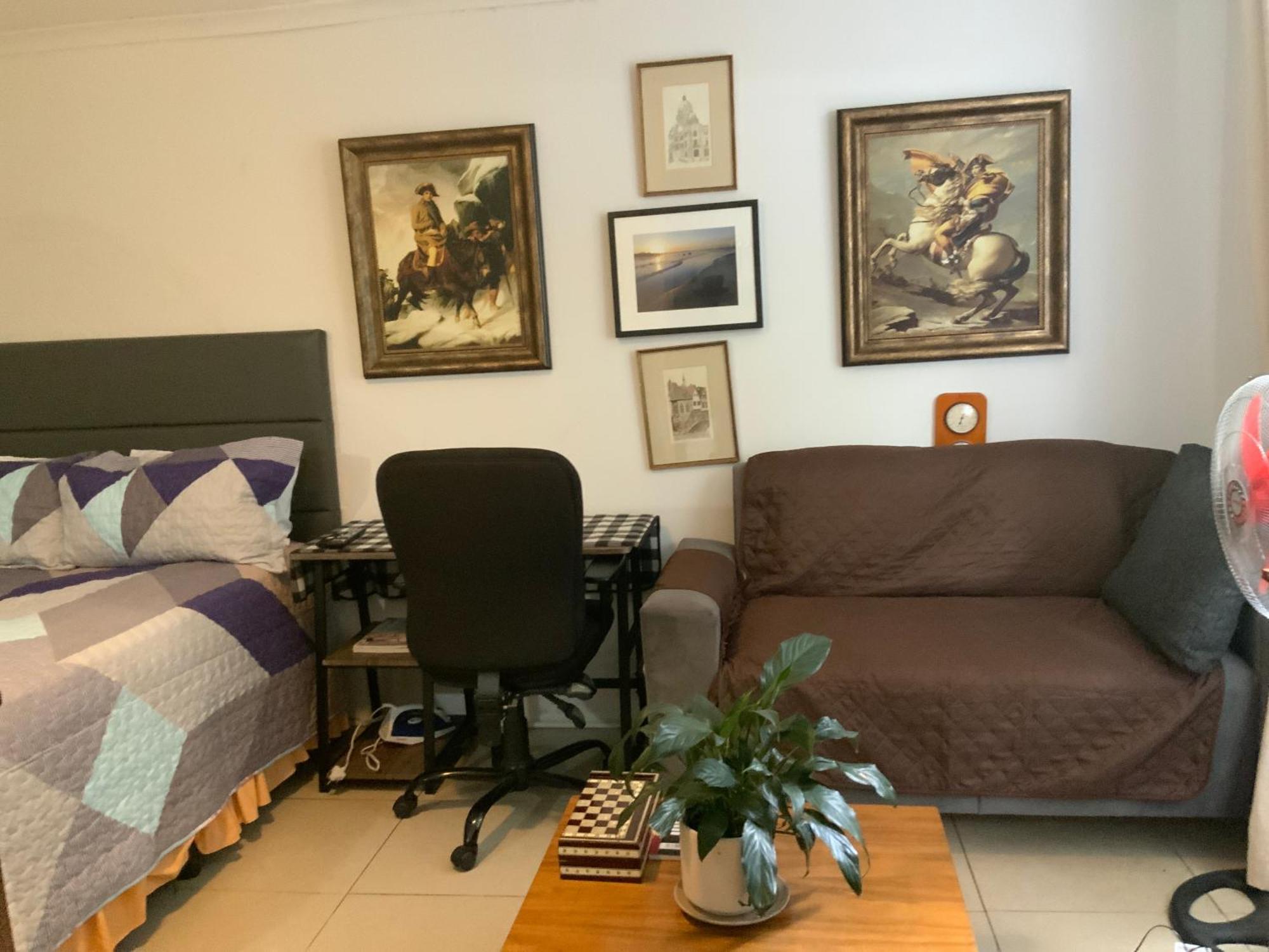 Apartment Coz Bachelor Pad In Randburg *
