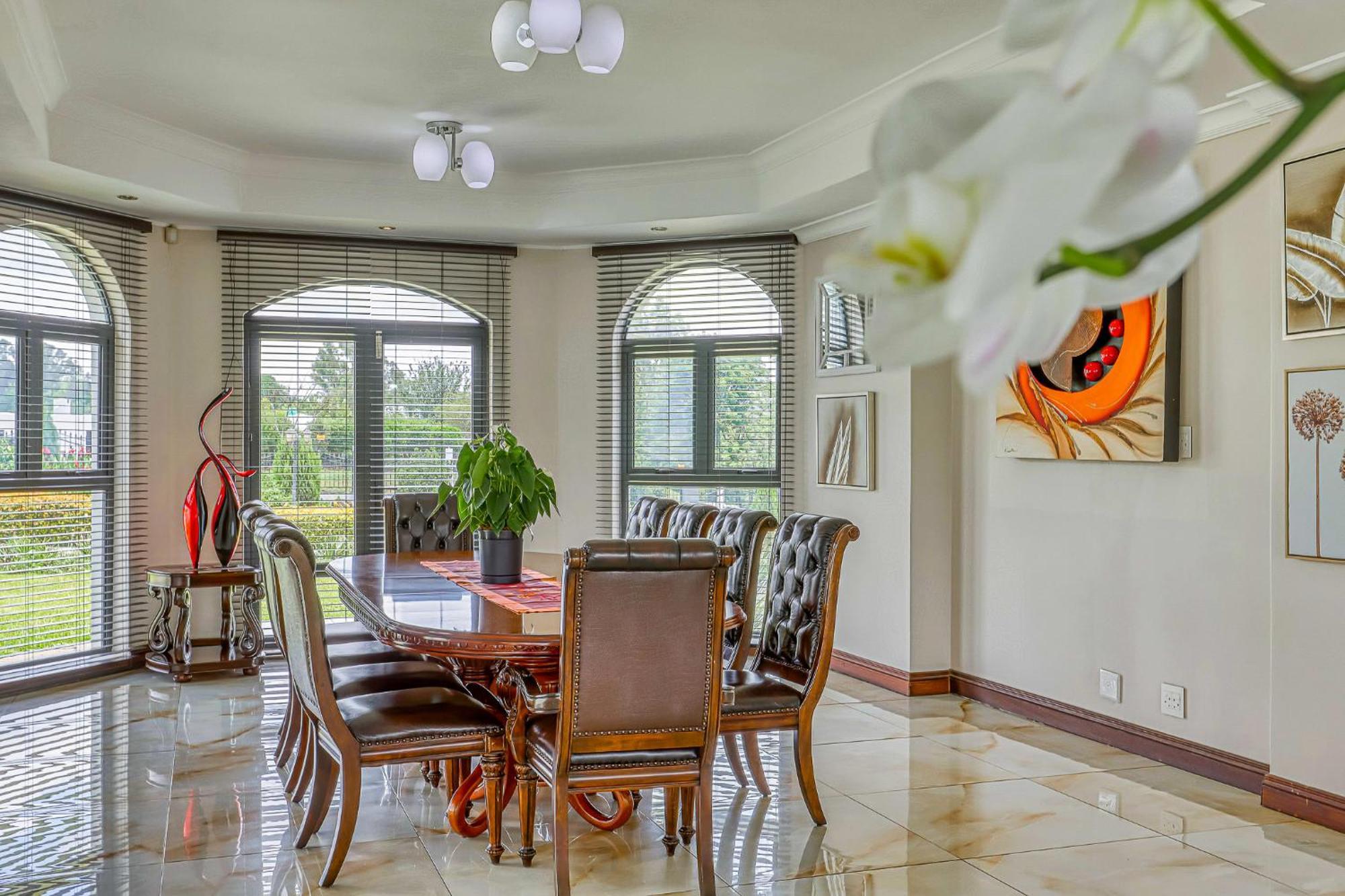 Tasha Luxury Suites, Lanseria *