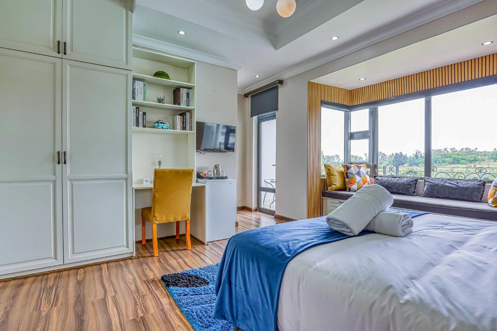 Tasha Luxury Suites, Lanseria Nhà khách