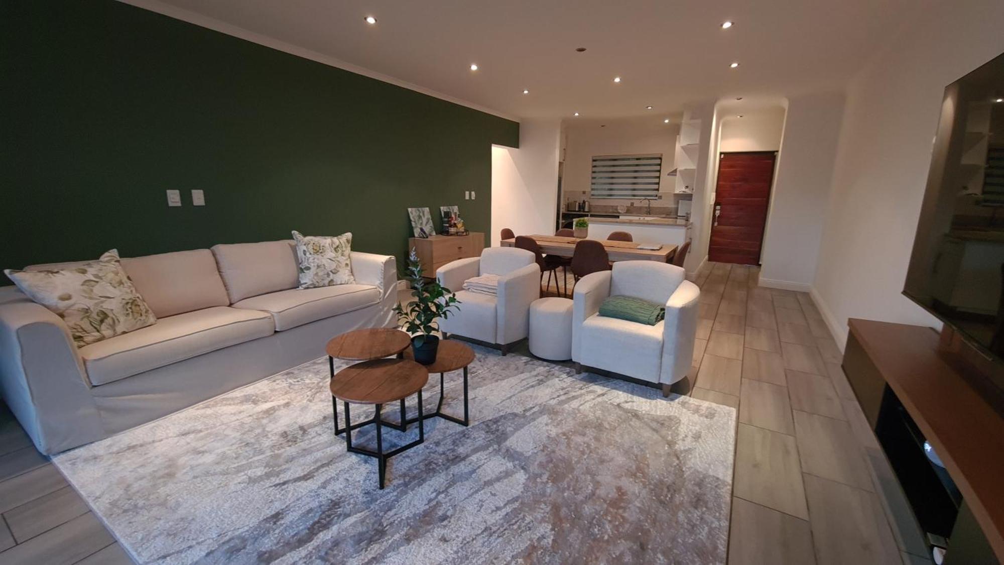 Krjsa Townhouse -bryanston Johannesburg