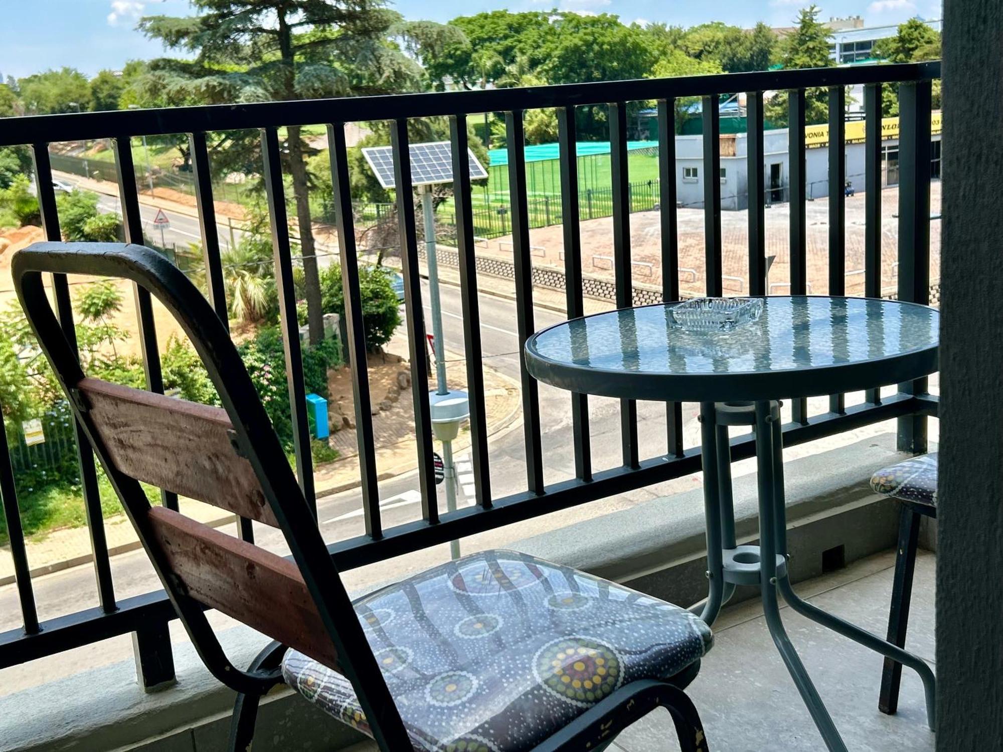 Lilly's Platinum - 1 Bedroom Back Up Power Căn hộ *