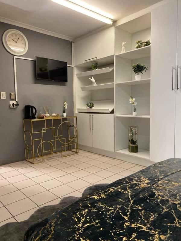 P&l Exclusive Beauty Parlour Johannesburg