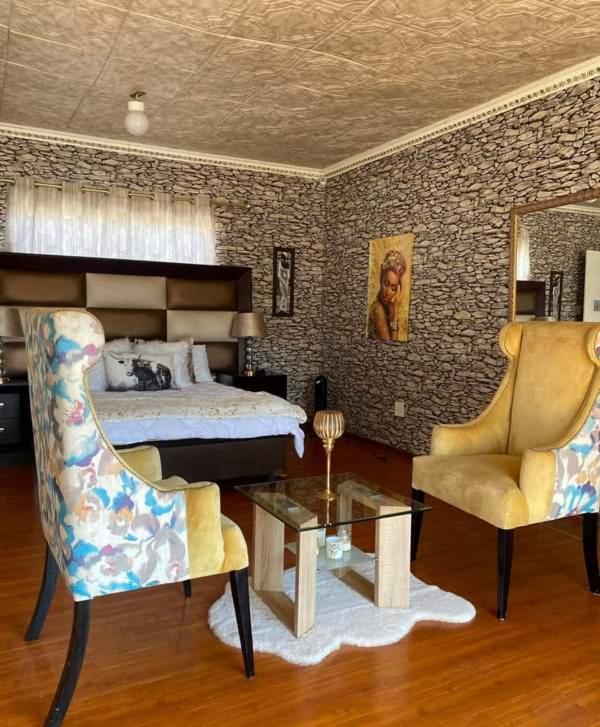 Guest house P&l Exclusive Beauty Parlour *