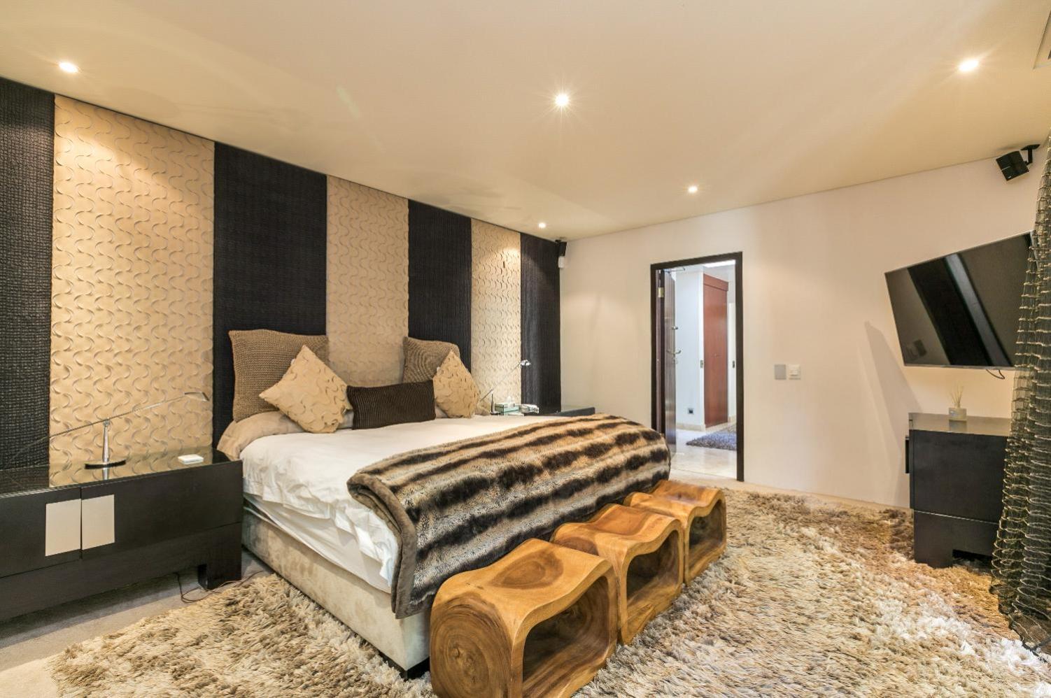 Beautiful In A Suburb In Sandton Holiday home Johannesburg