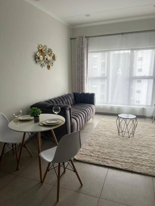 Crestline3 At Emeraldskye Johannesburg