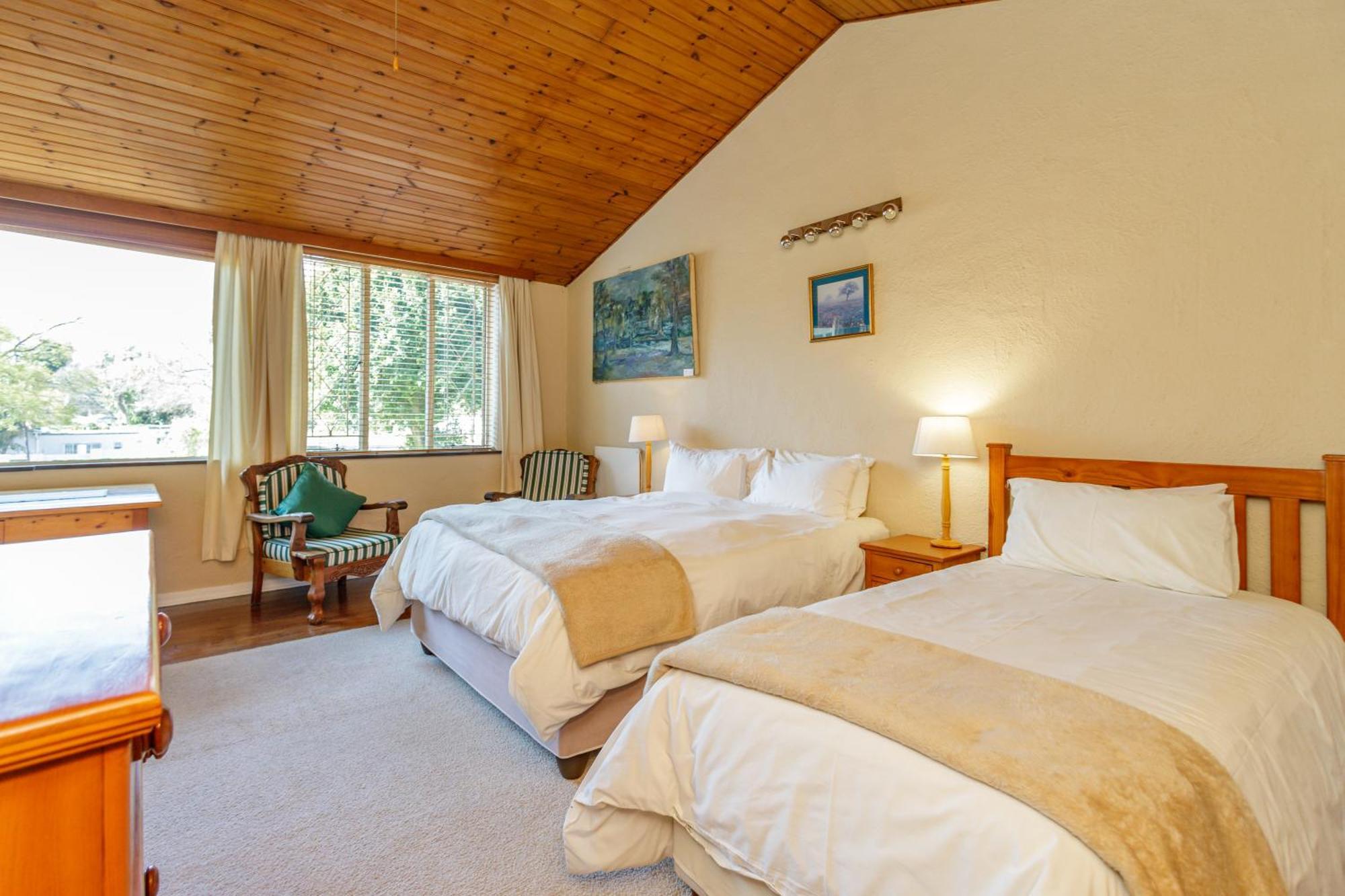 Owls Loft Guest house *
