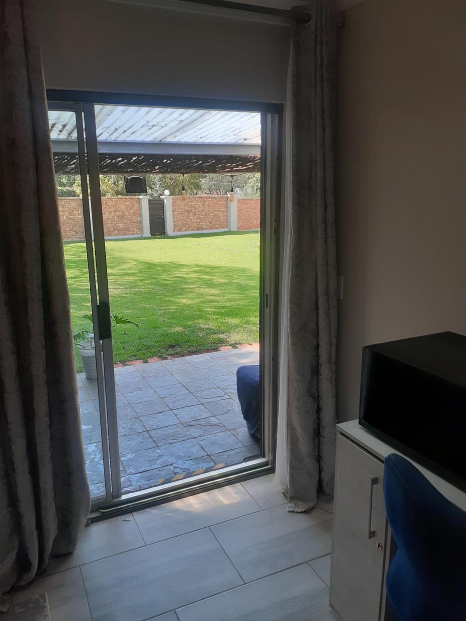 Just B Zone Bed & Breakfast Johannesburg
