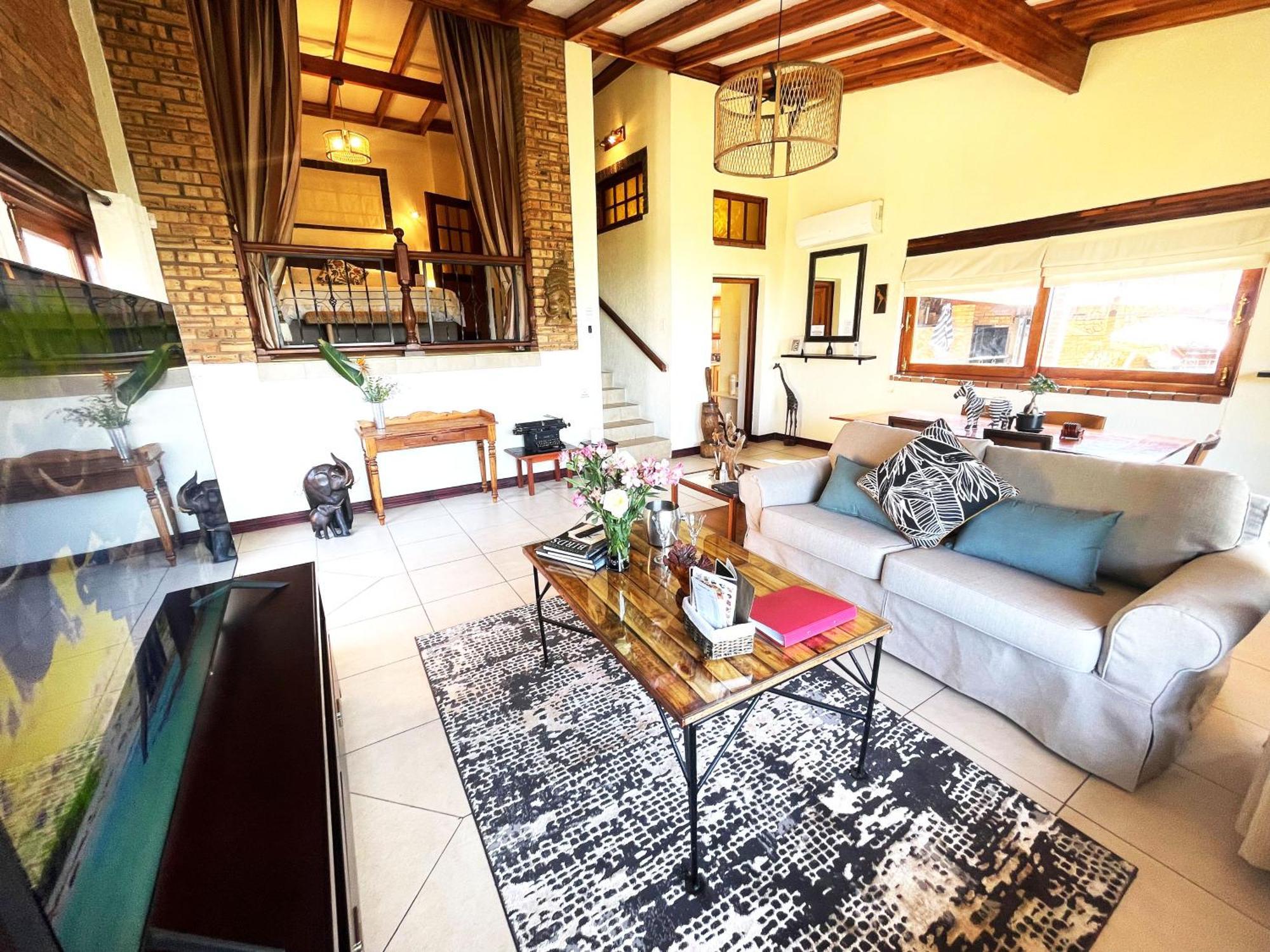 Apartment Sunset View Boutique: Luxury Nature Retreat With Pool And Solar Johannesburg