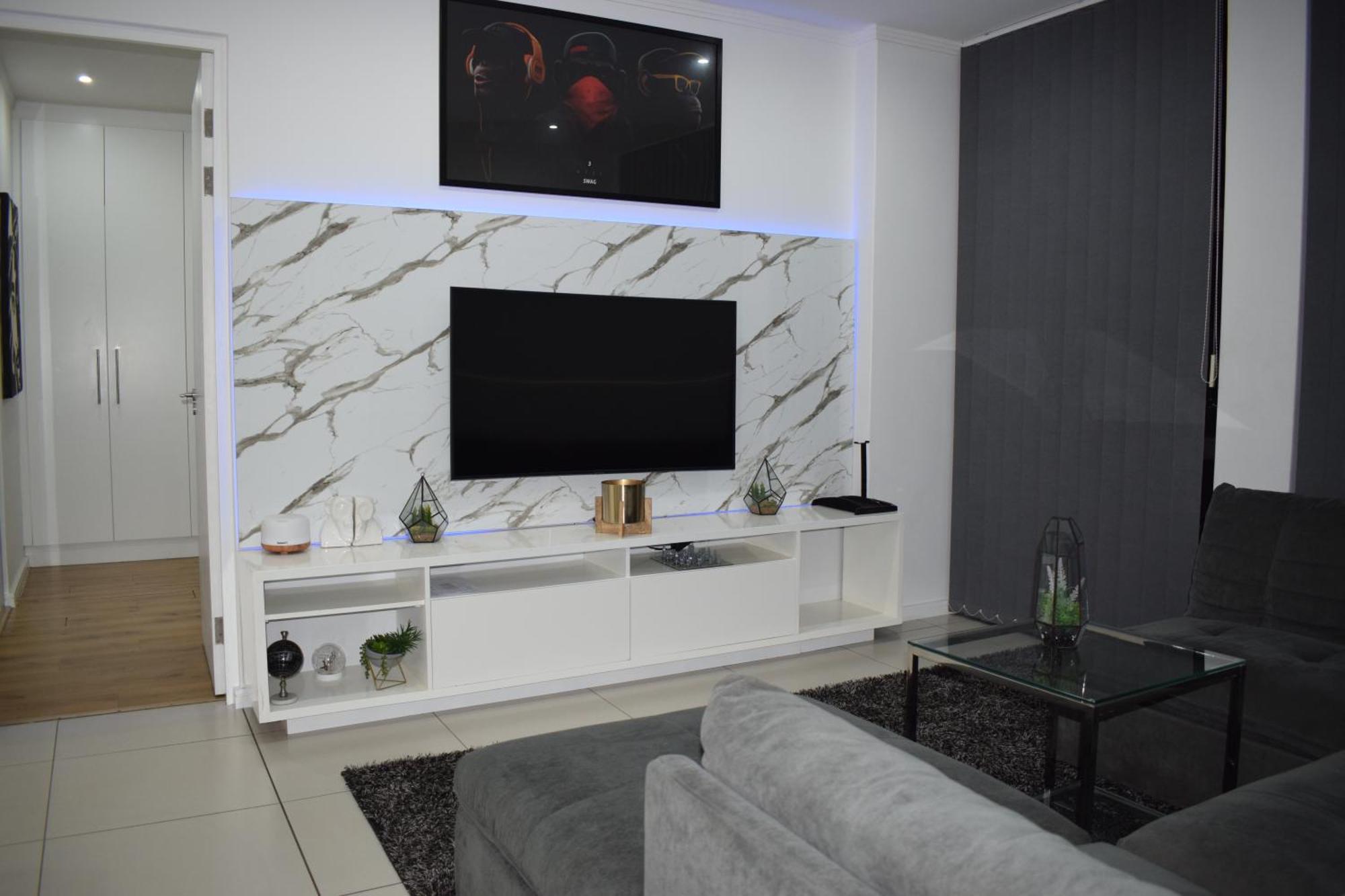 Apartment Sandton 15 West Road South *
