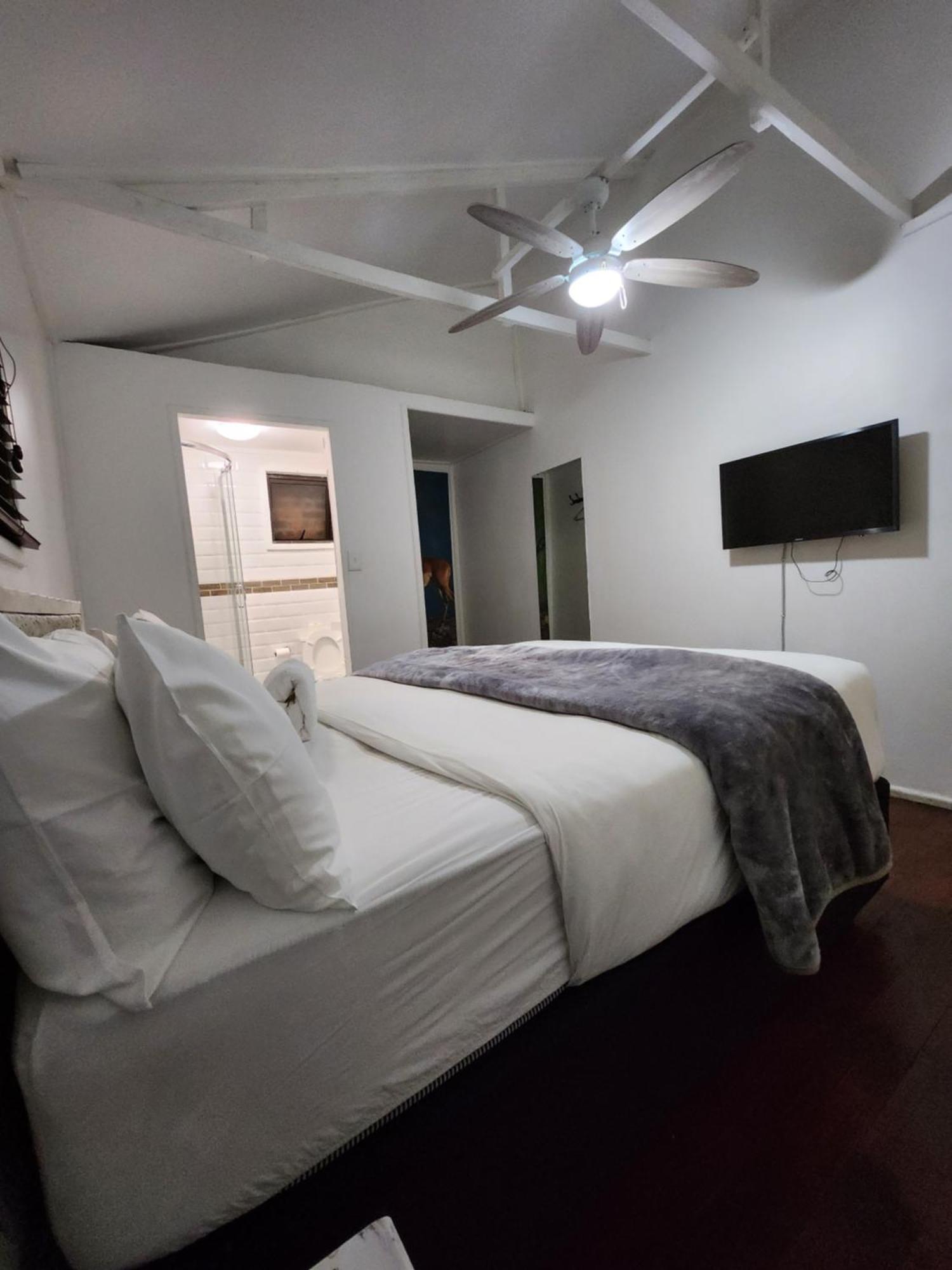 Fm Guest Comfort, Tranquility & Peace Of Mind Joanesburgo