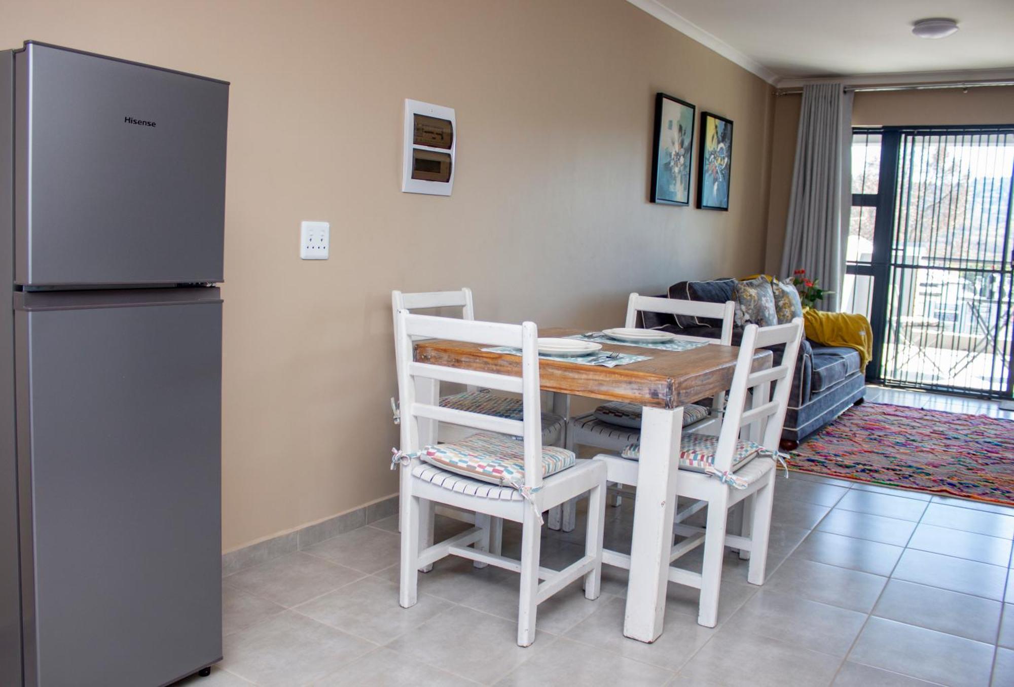 Airville Luxury Apartments, 7Min Drive To Cresta Mall Johannesburg