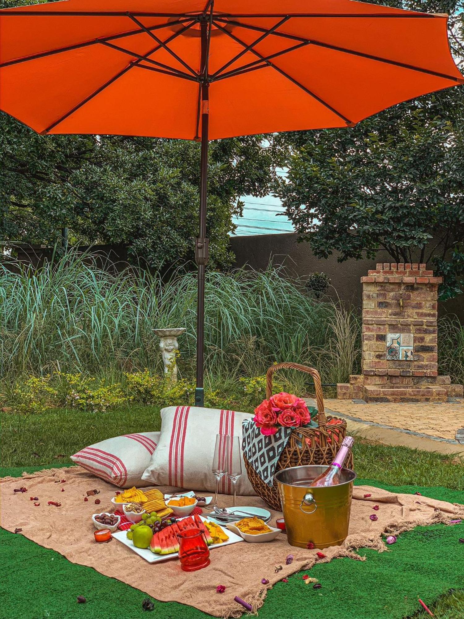 Horse's Neck Guest Guest house 4*