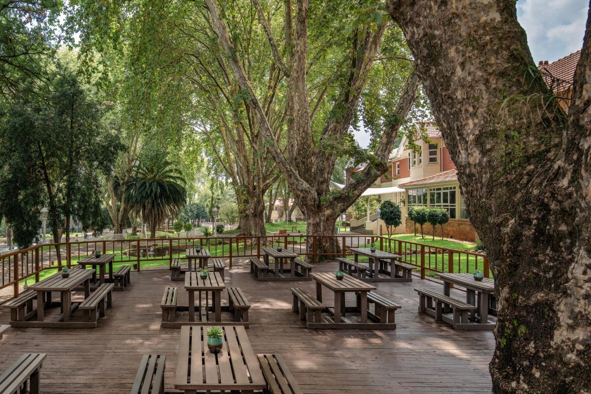Khách sạn - Sunnyside Park By Ihg 4*