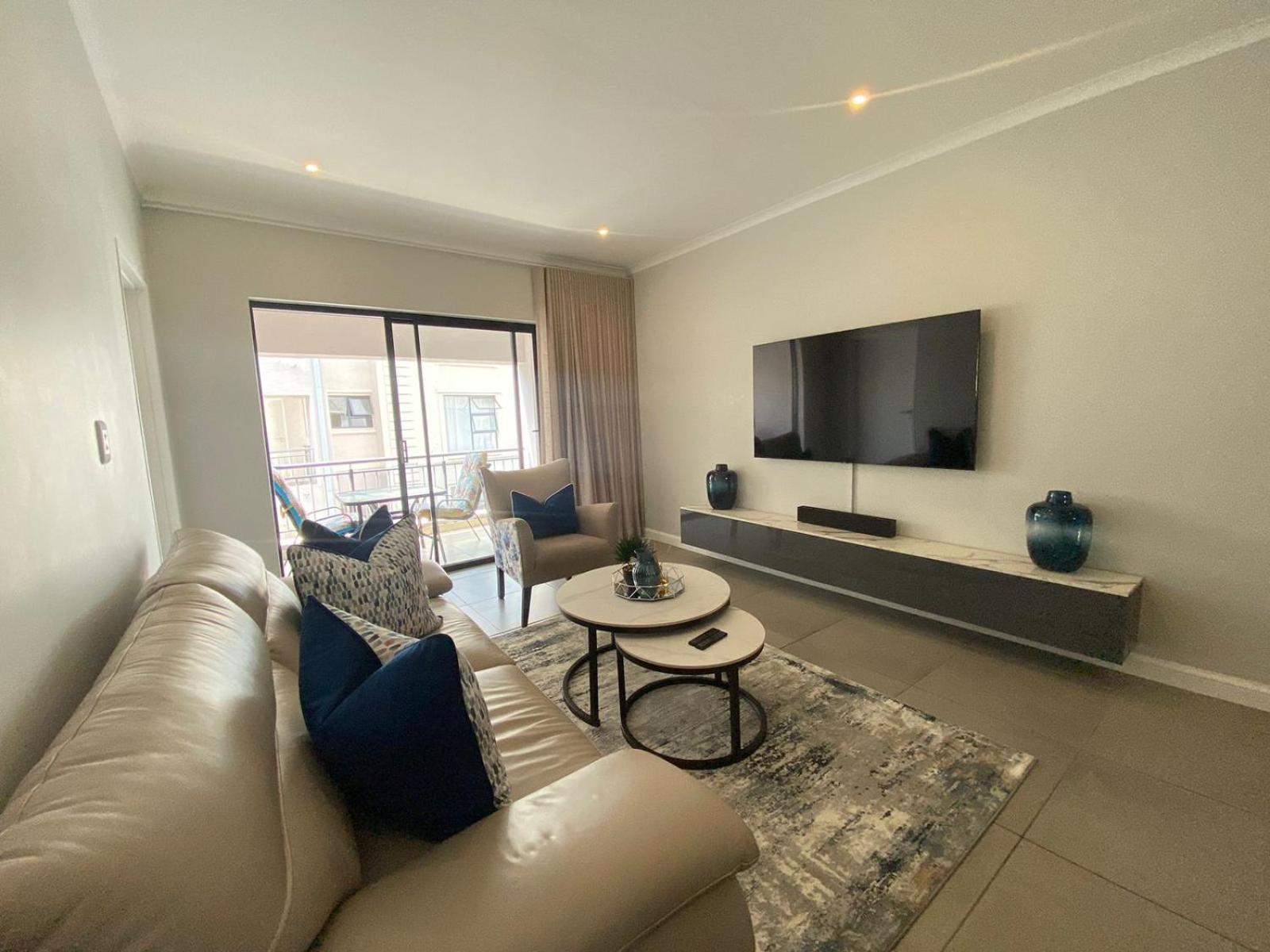 Apartment Beautiful 2 Bed, 2 Baths *