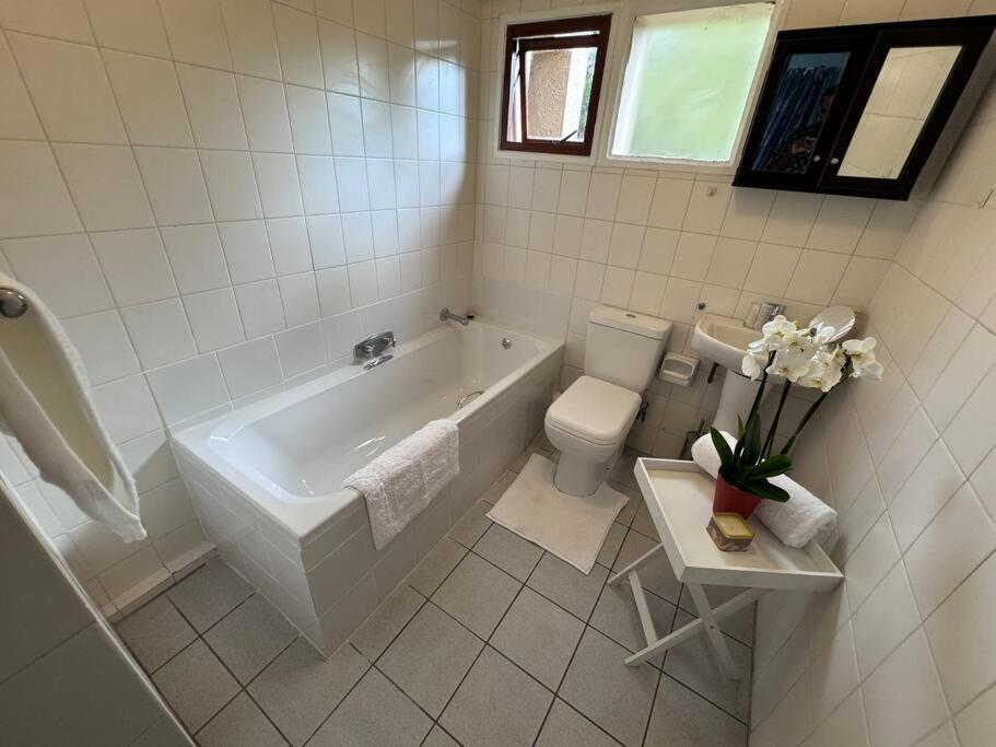 46 On Marble Arch 2 Bedroom Morningside * Johannesburg