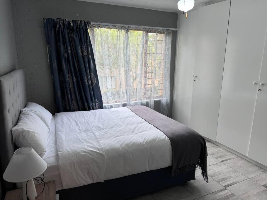 Apartment 46 On Marble Arch 2 Bedroom Morningside *