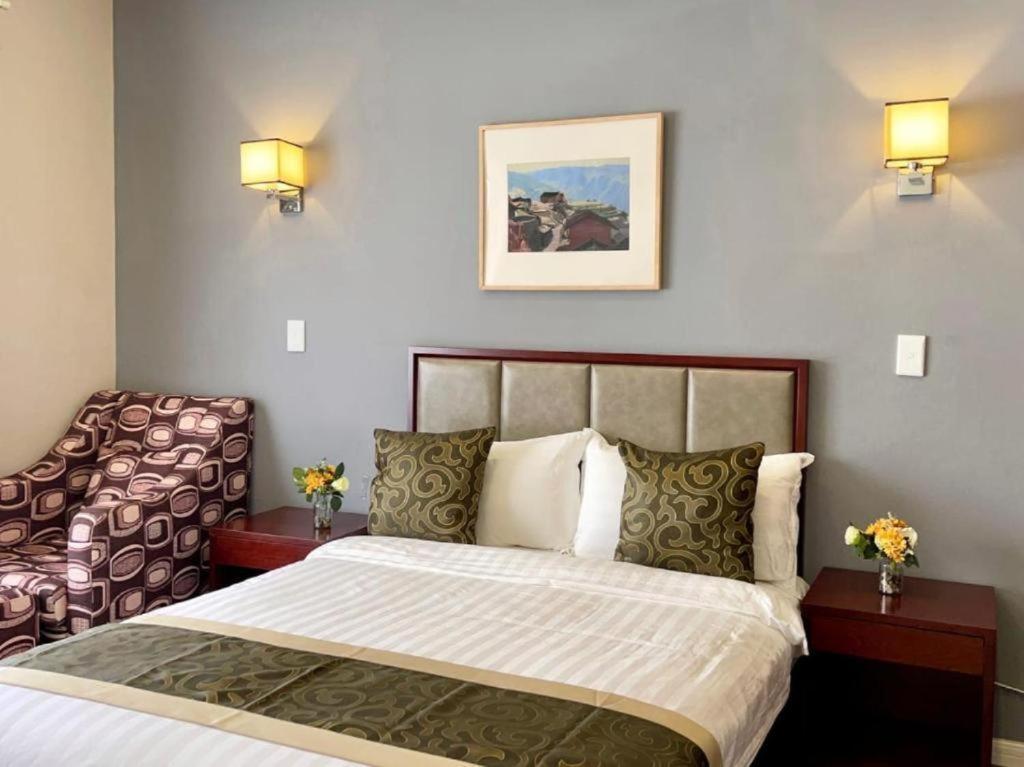 Atlantic Pearl Rivonia Johannesburg