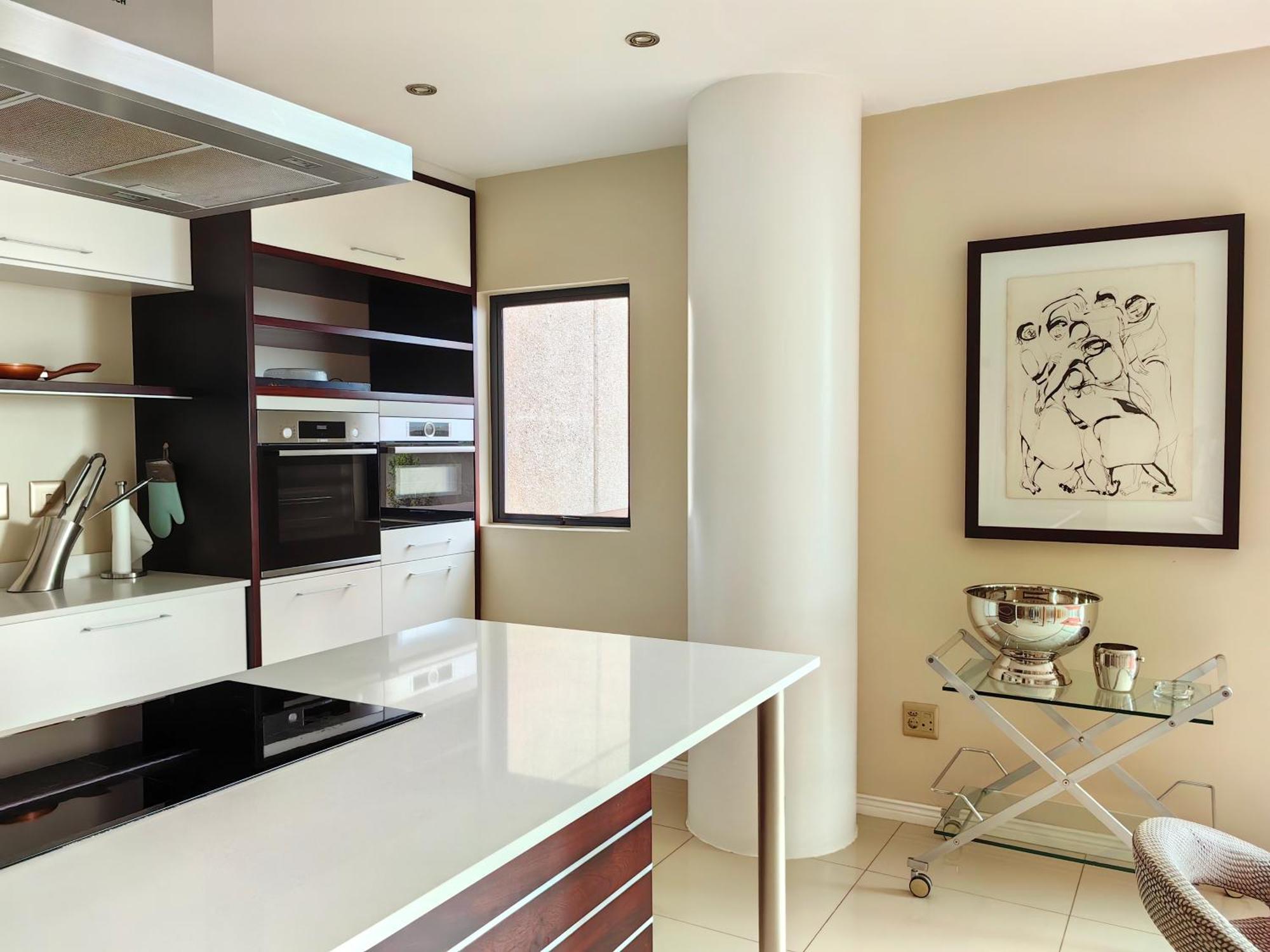 4 On Pritchard Luxury Johannesburg