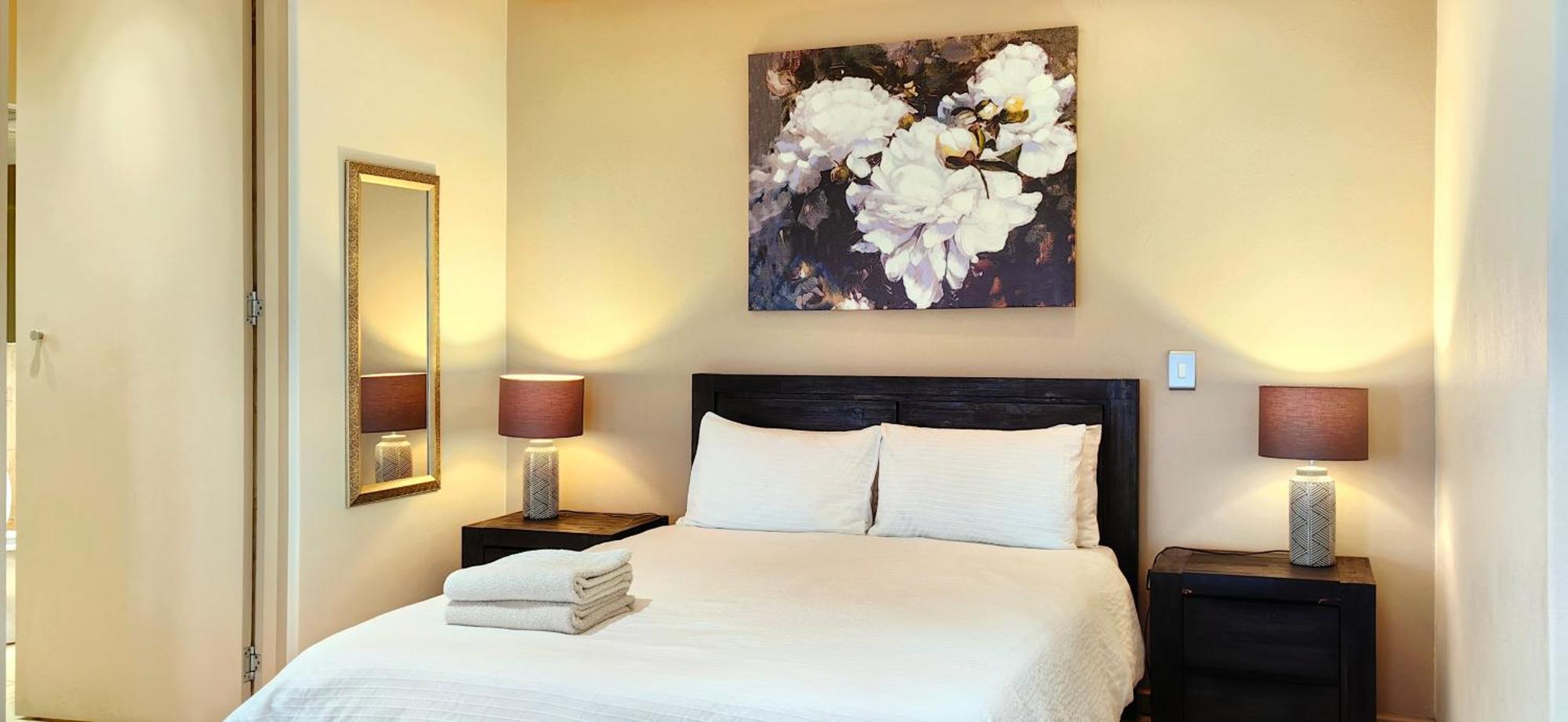 Khách sạn hẻo lánh 4 On Pritchard Luxury