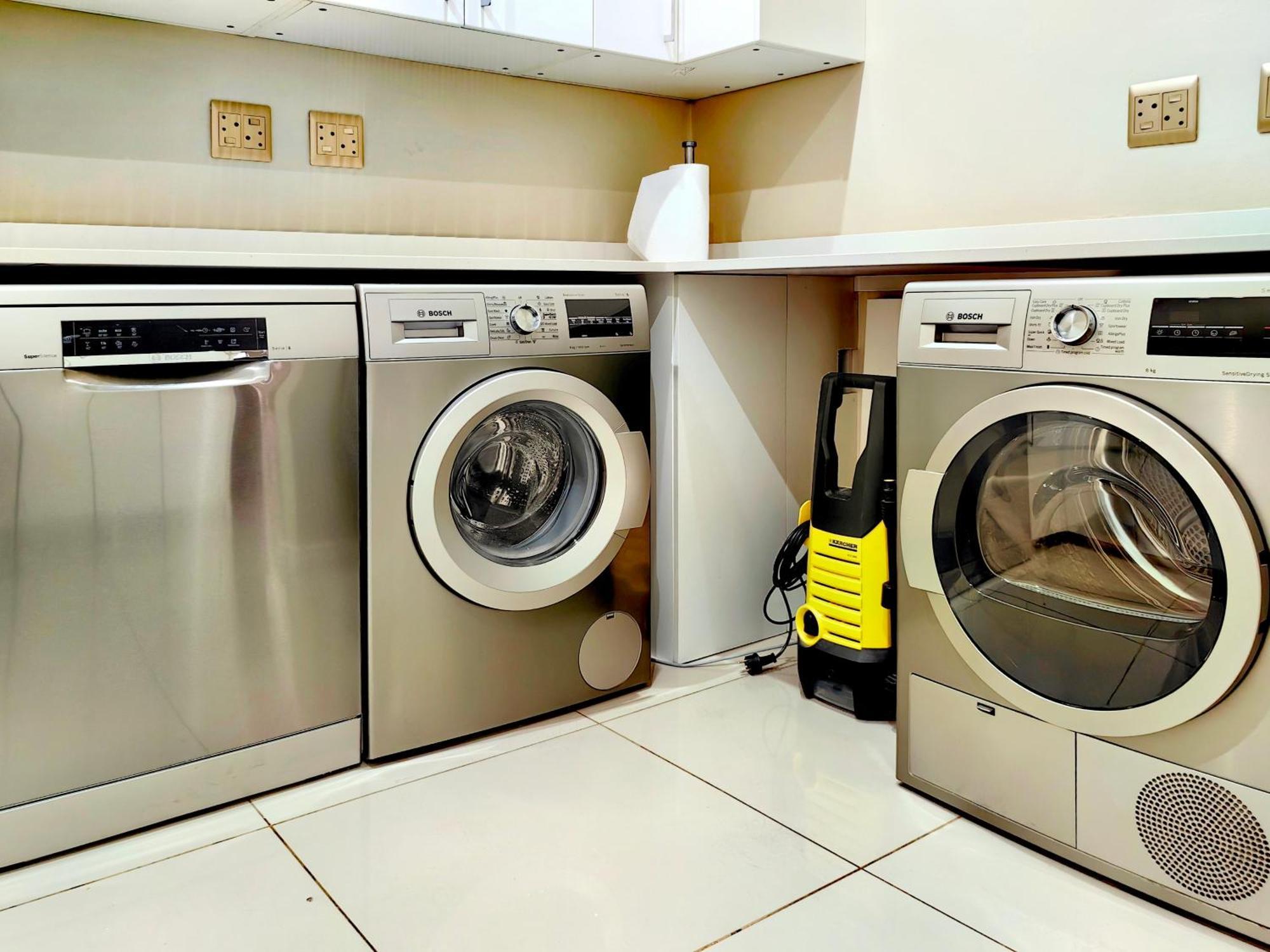 Khách sạn hẻo lánh 4 On Pritchard Luxury *