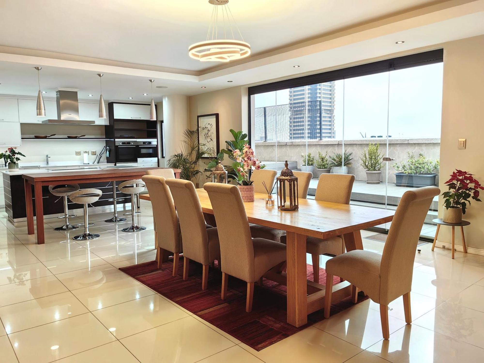 Khách sạn hẻo lánh 4 On Pritchard Luxury *