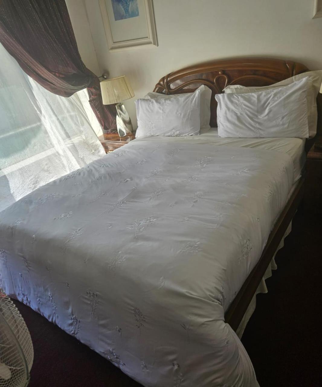 Guest house The Royal Guest Johannesburg