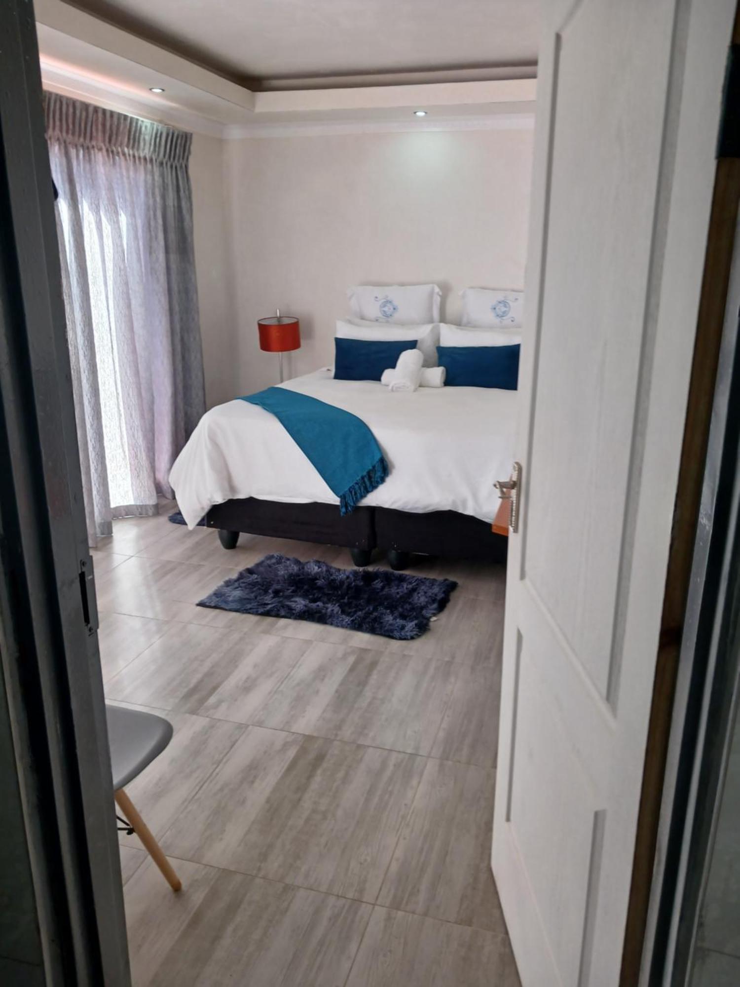 Apartment Russell's Rest Johannesburg