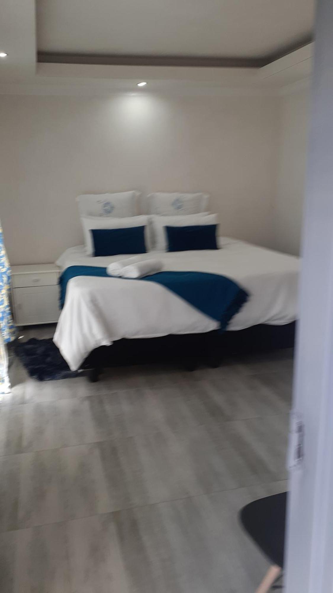 Apartment Russell's Rest Johannesburg