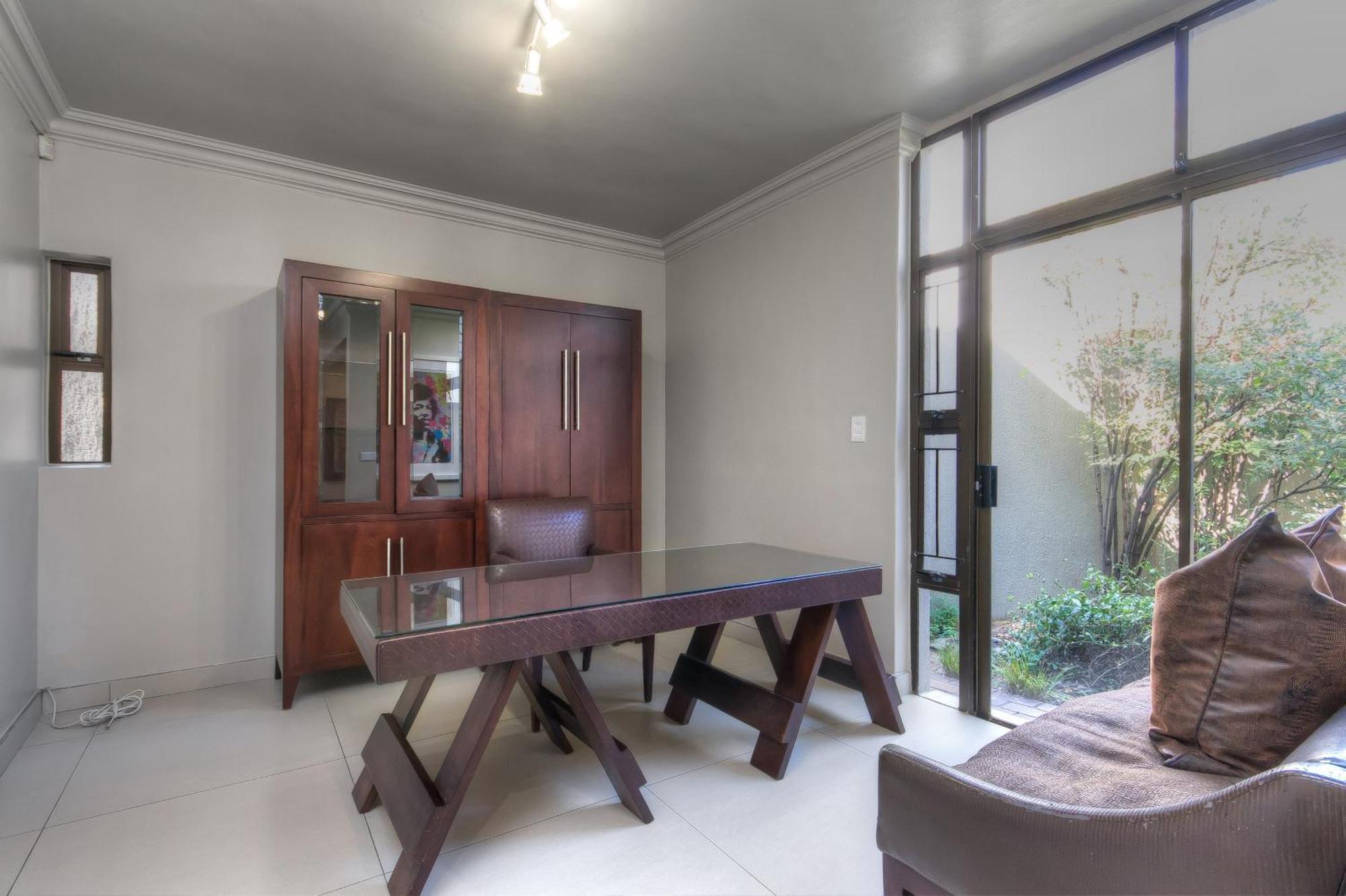 Villa 13 Sandown Valley, Sandton *