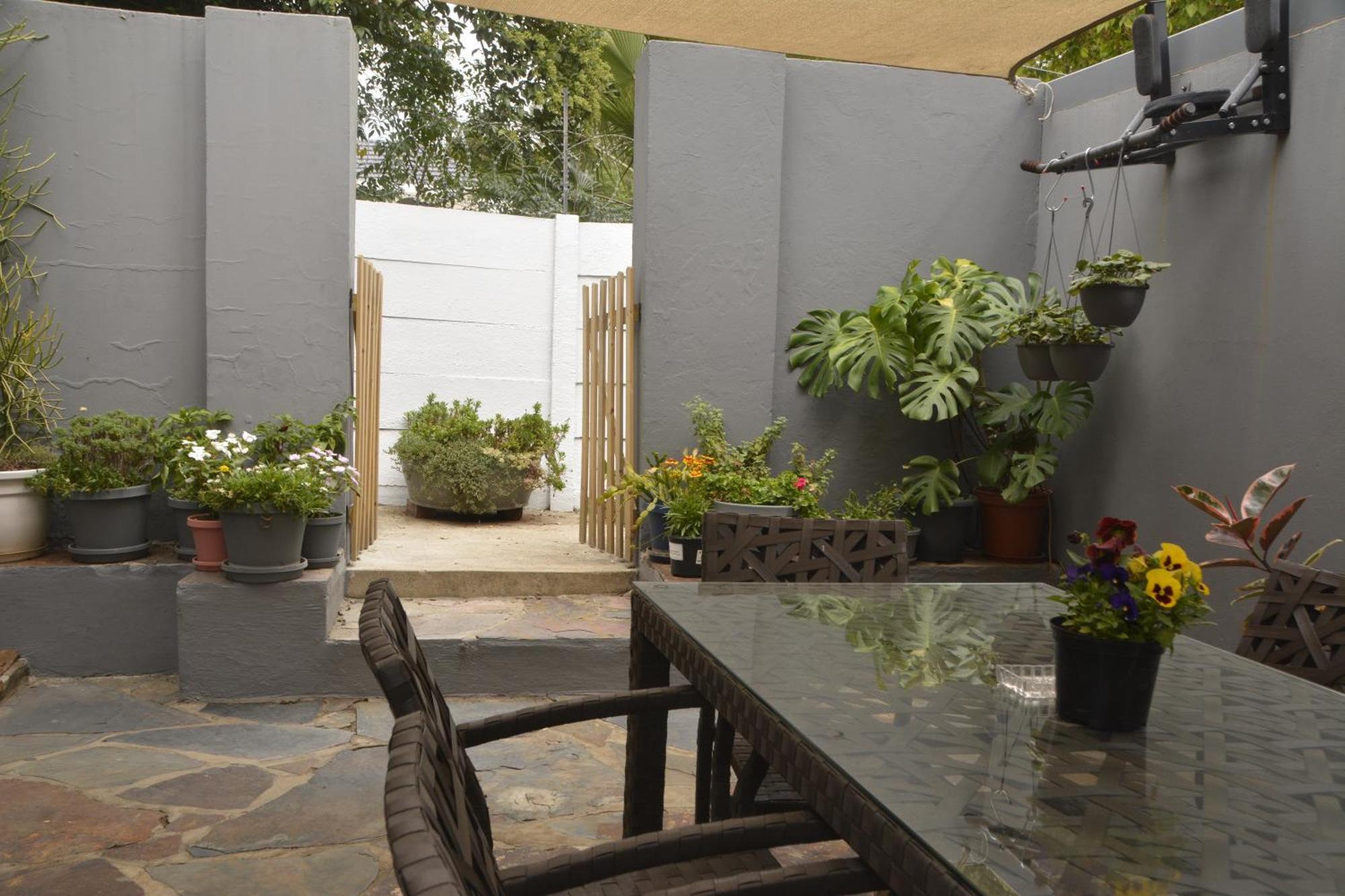 Pender House Melrose * Johannesburg