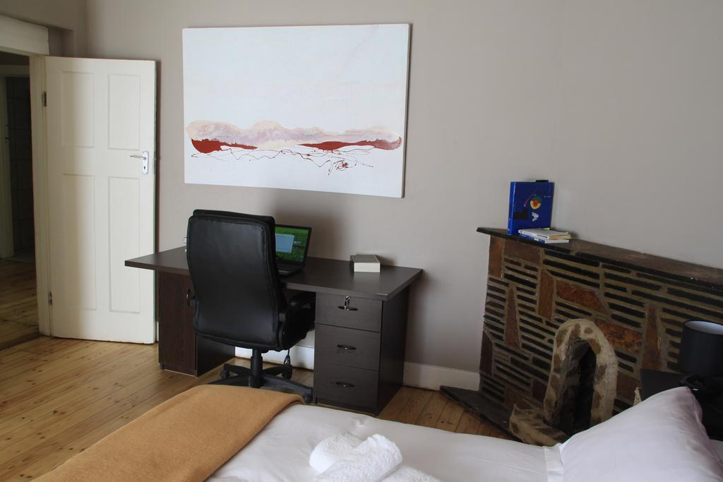 10 Cadoza Bnb 2* Johannesburg
