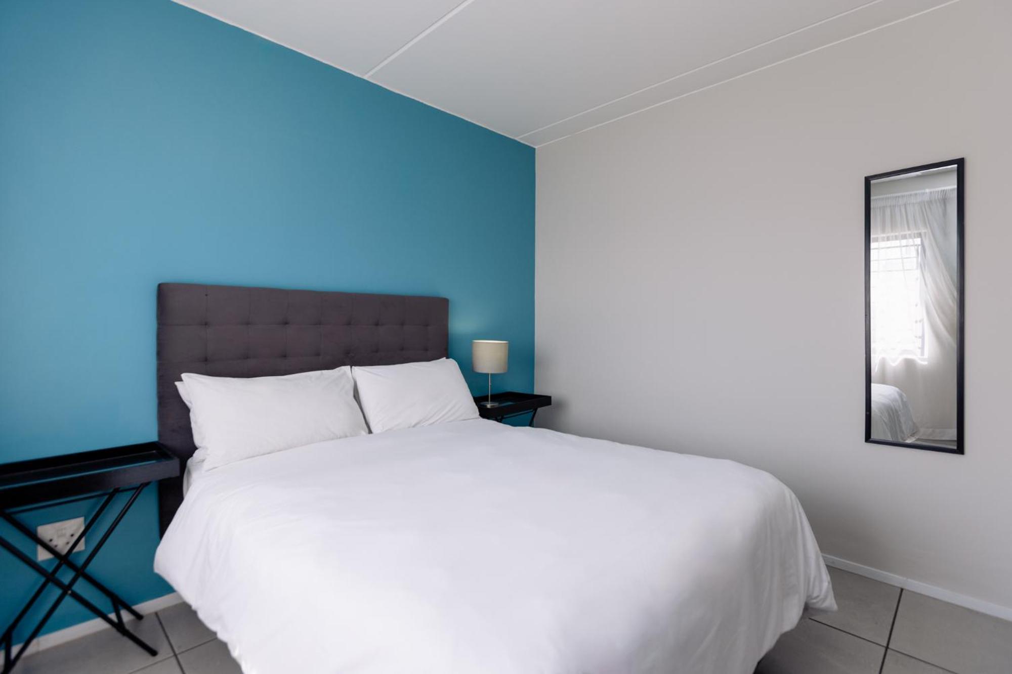 Mint Express Sandton View Apartment