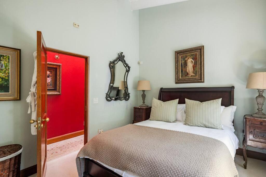Picturesque Garden Villa, Illovo House Villa *