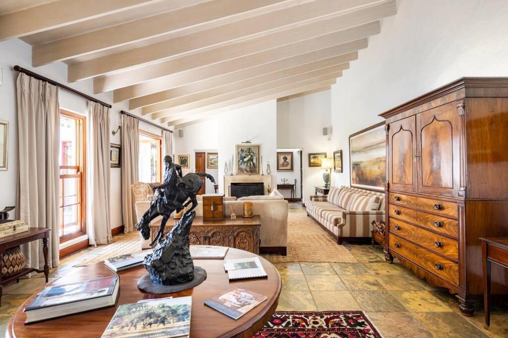 Picturesque Garden Villa, Illovo House Villa Johannesburg