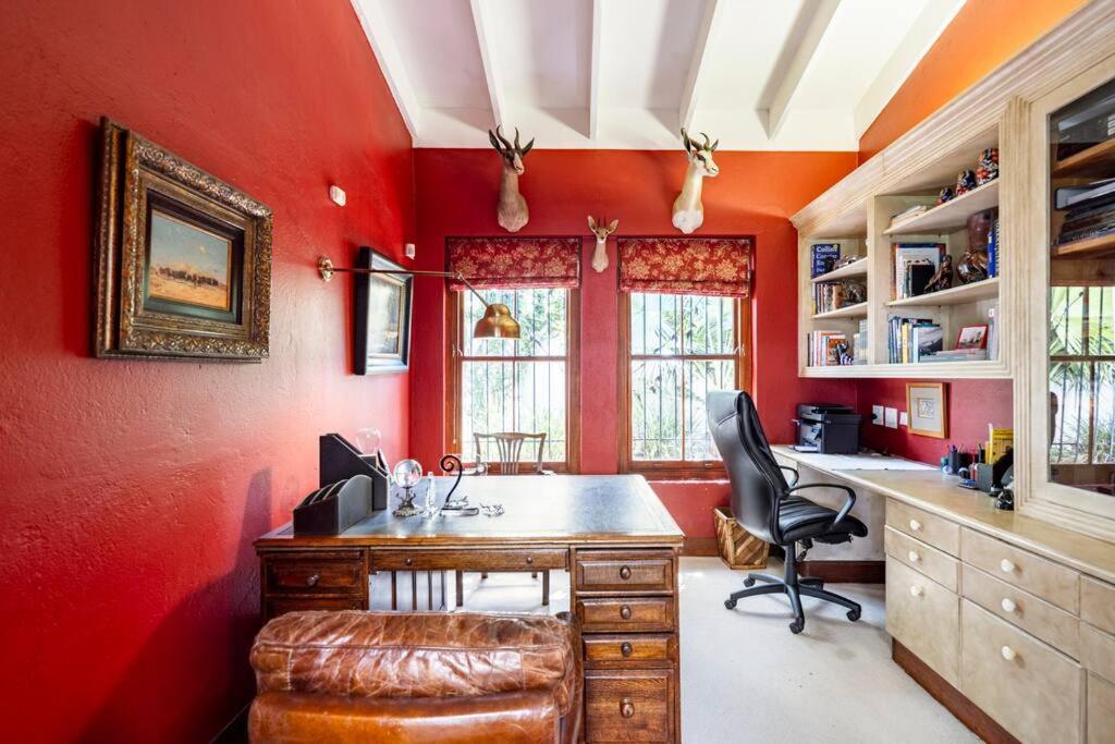 Picturesque Garden Villa, Illovo House * Johannesburg