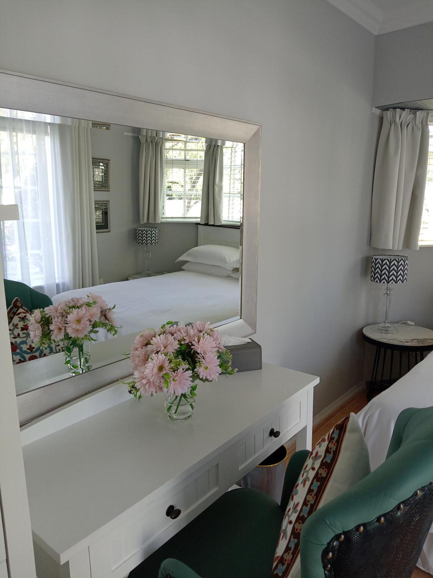 Sandton Spring Rivonia Bed & Breakfast Johannesburg