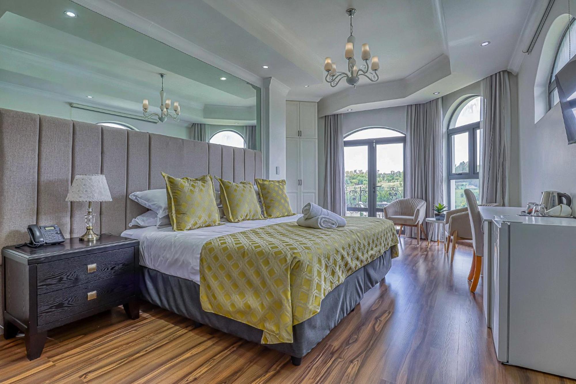 Tasha Luxury Suites, Lanseria Nhà khách Johannesburg