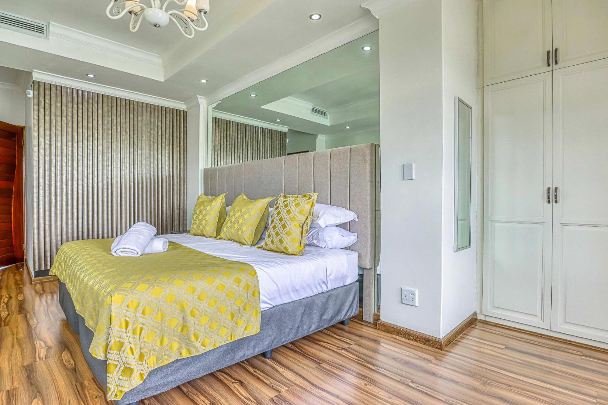 Tasha Luxury Suites, Lanseria Nhà khách Johannesburg