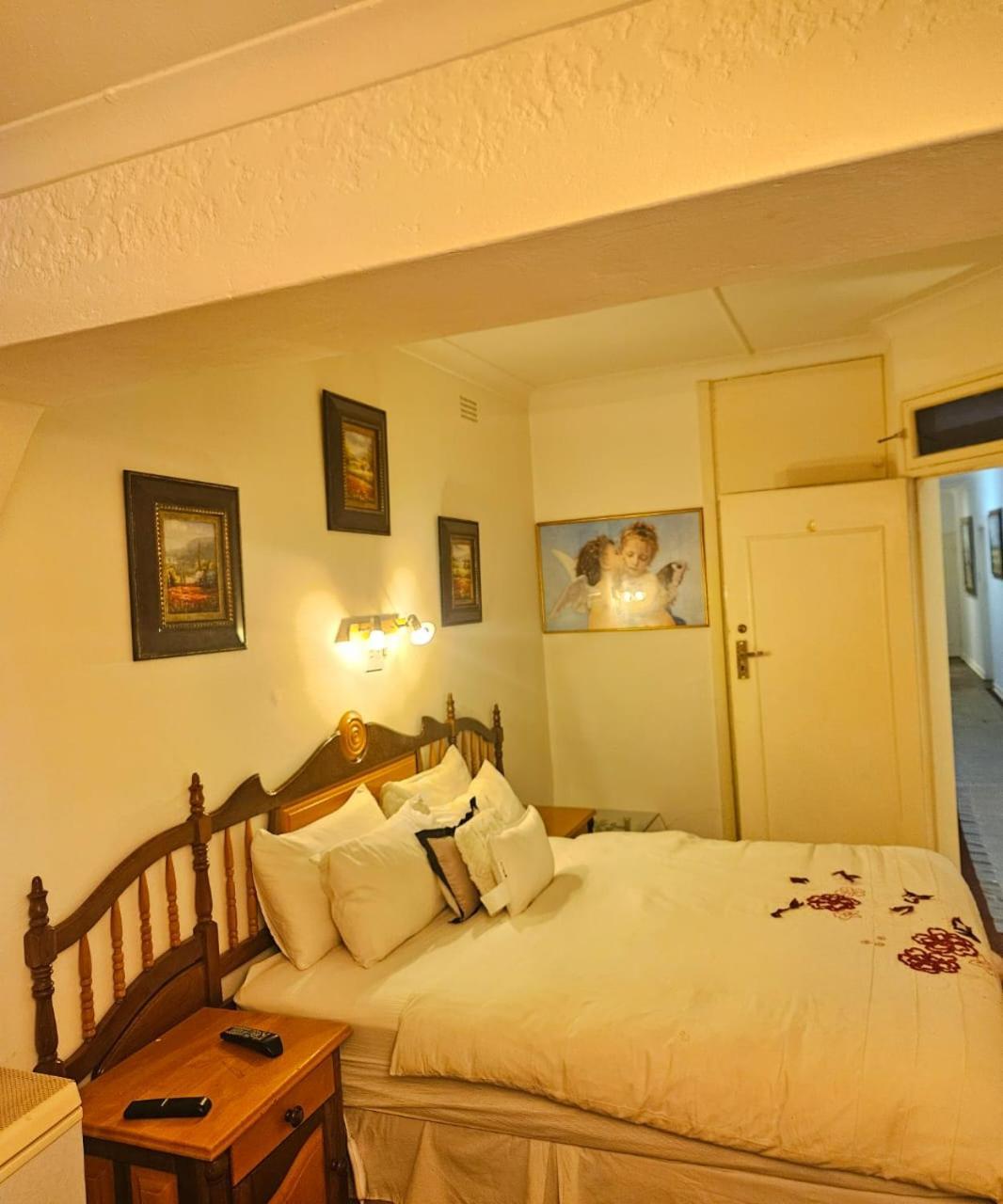 The Royal Guest Guest house *