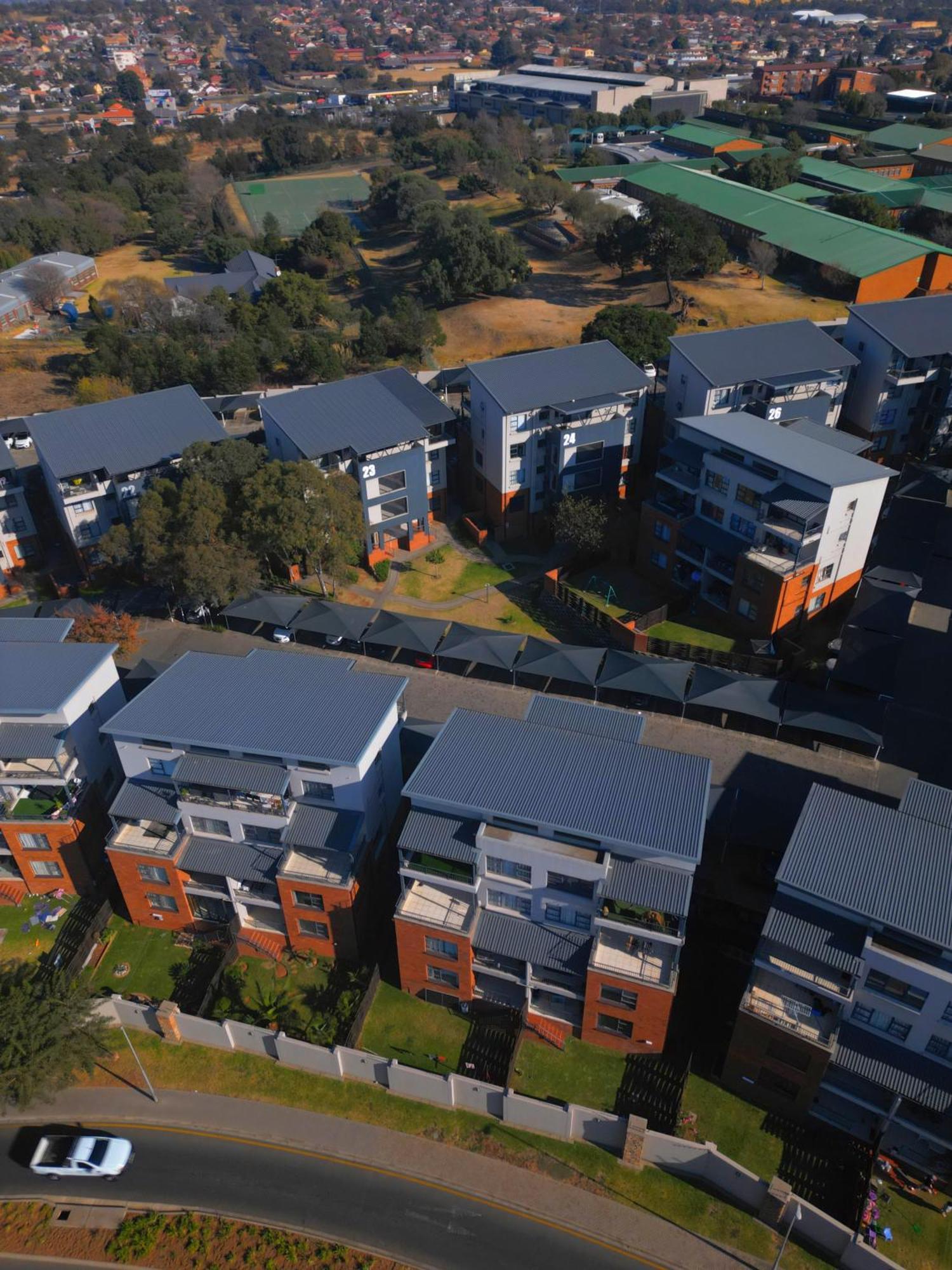 Apartment Earthy And Organic Johannesburg